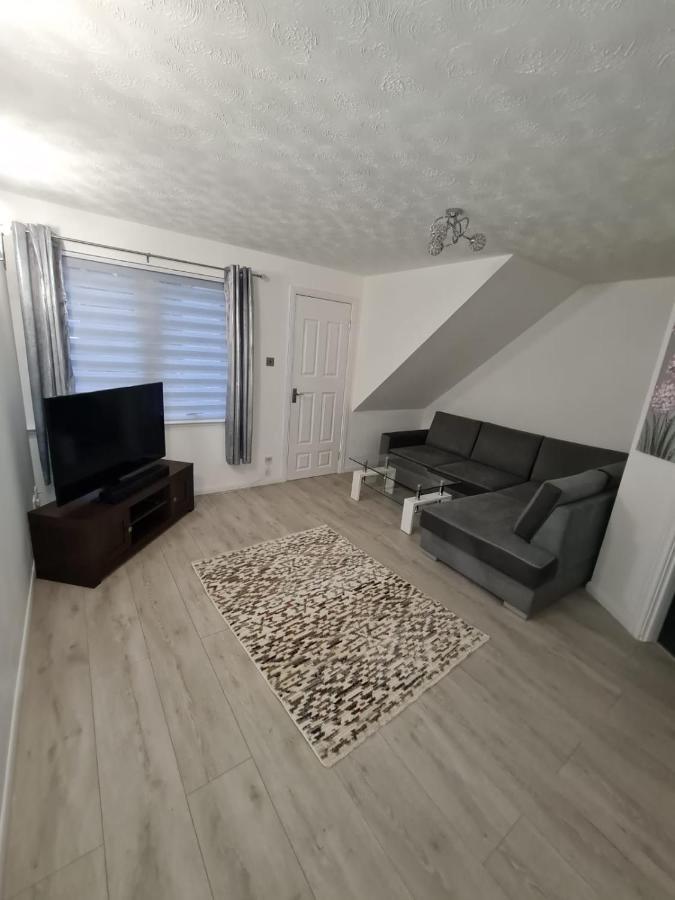 Lovely 2 Bedroom Flat In Nice Inversness Area. Inverness Kültér fotó